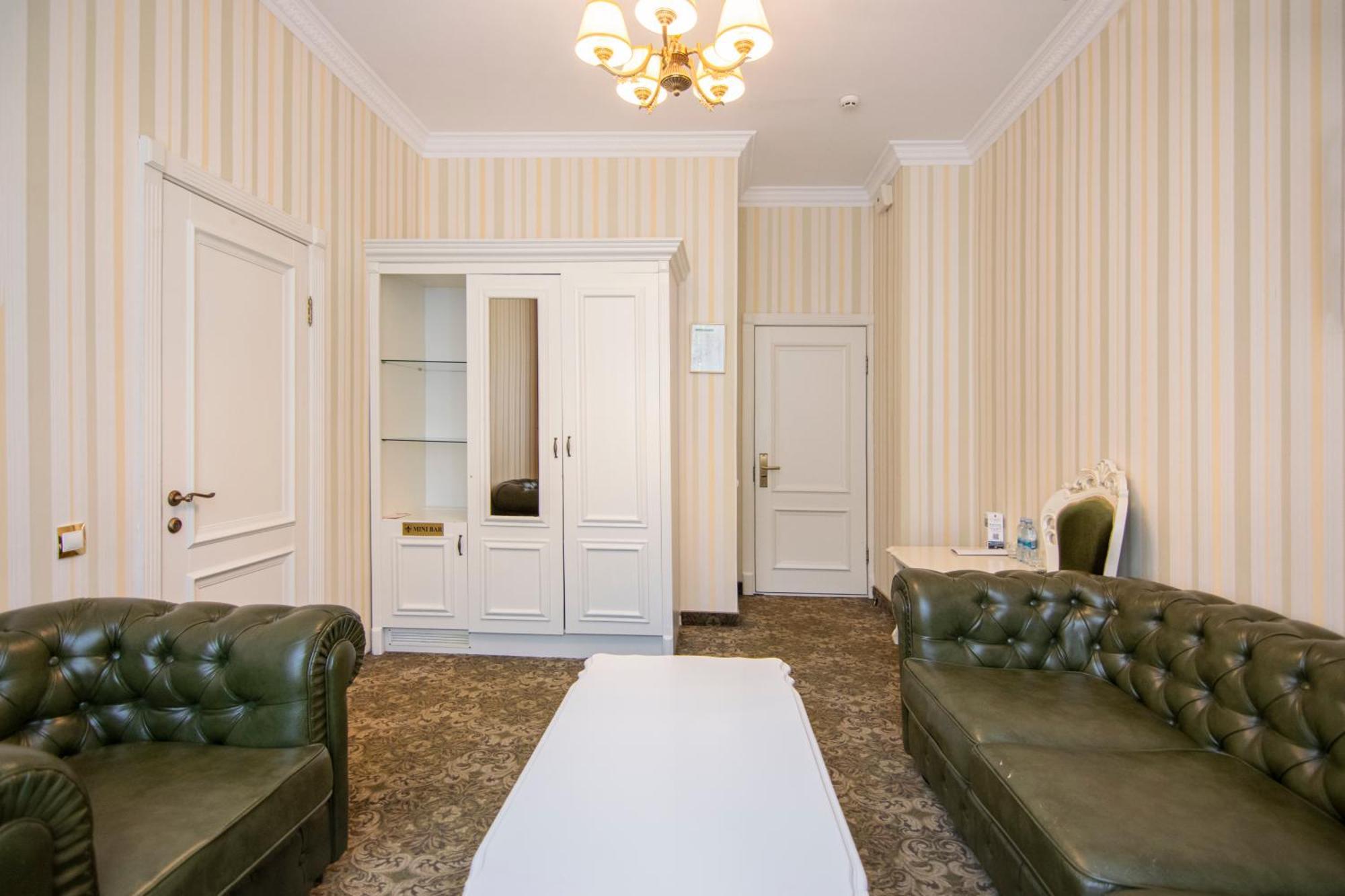 Royal Olympic Hotel Kyjev Pokoj fotografie